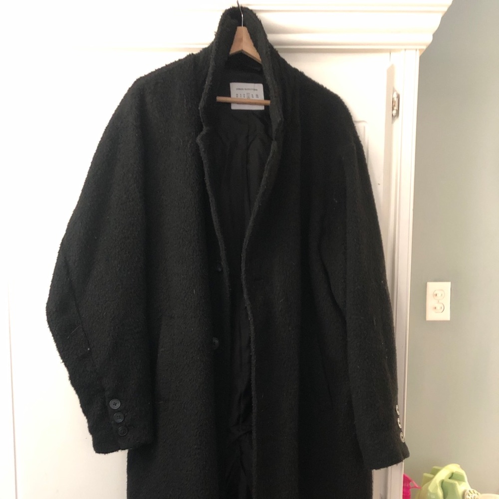 Trench coat women’s large- urban outfitters